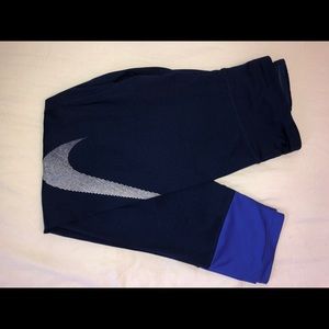Nike cropped leggings